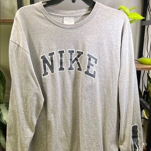 Nike Men's Heather Gray Long Sleeve Tee